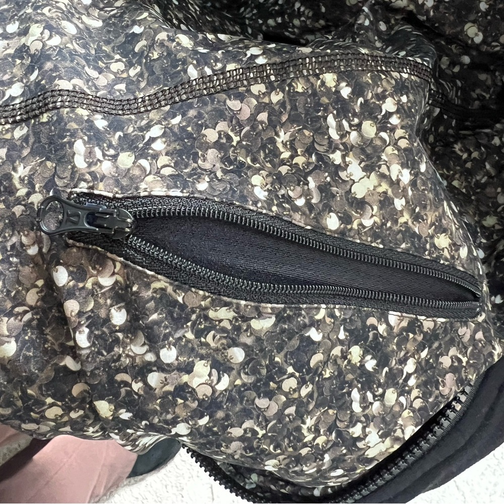 lululemon women’s bomber jacket- reversible - Picture 7 of 8